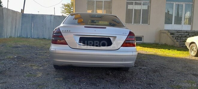 Mercedes E 220 d 2002, 342,356 km - 2.2 l - Zaqatala