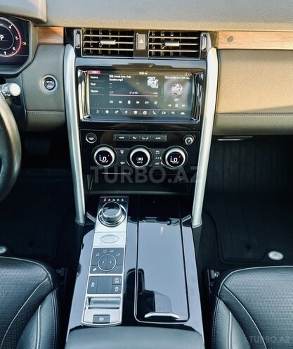 Land Rover Discovery 2018, 168,000 km - 3.0 l - Bakı