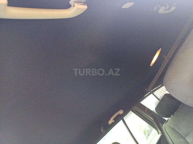 Mercedes E 200 1999, 280,000 km - 2.0 l - Sumqayıt