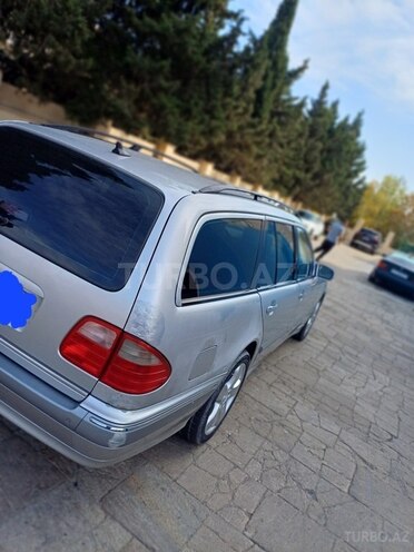 Mercedes E 200 1999, 280,000 km - 2.0 l - Sumqayıt