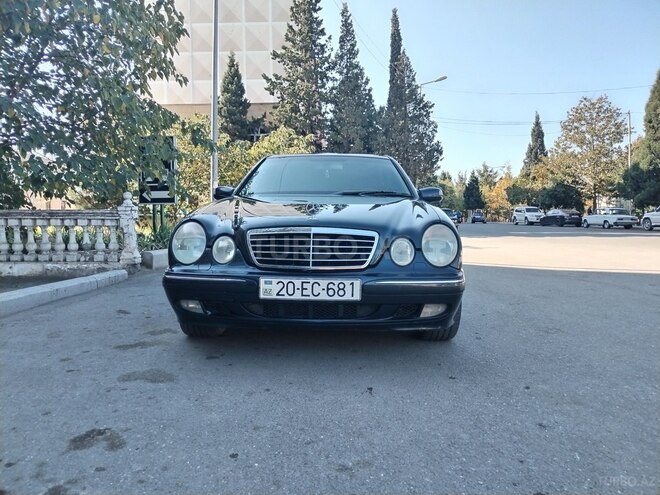 Mercedes E 240 2000, 334,000 km - 2.4 l - Gəncə