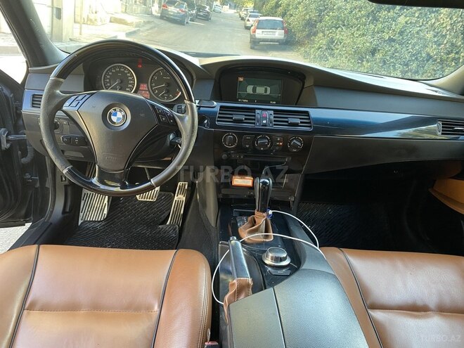 BMW 525 2006, 230,000 km - 2.5 l - Bakı