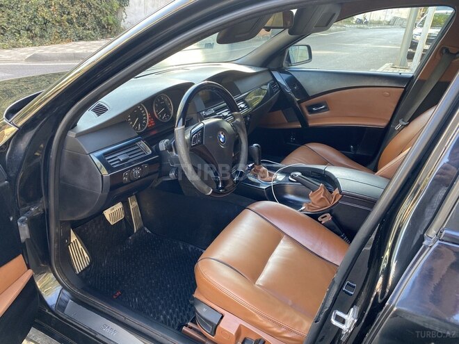 BMW 525 2006, 230,000 km - 2.5 l - Bakı