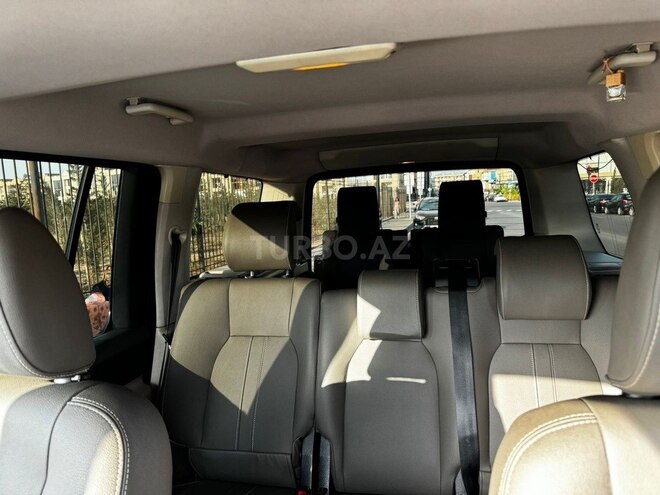 Land Rover Discovery 2011, 174,600 km - 3.0 l - Bakı
