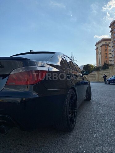 BMW 525 2004, 339,000 km - 2.5 l - Bakı