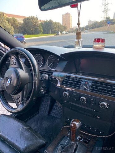 BMW 525 2004, 339,000 km - 2.5 l - Bakı