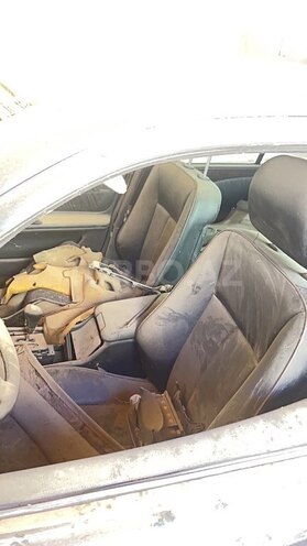 Mercedes E 320 1999, 201,000 km - 3.2 l - Bakı