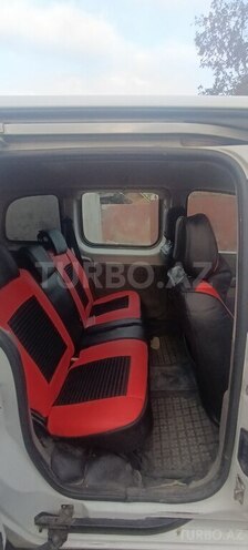 Renault Kangoo 2009, 290,000 km - 1.5 л - Lənkəran