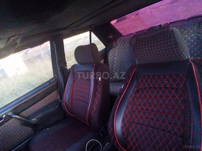 Mercedes 190 1992, 335,000 km - 2.0 l - Qax