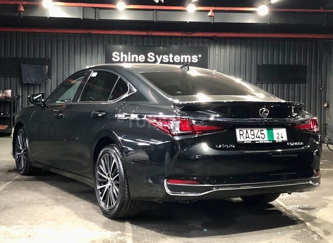 Lexus ES 300h-6