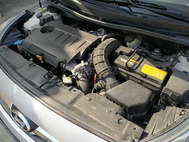 Hyundai Accent 2013, 280,000 km - 1.6 l - Mingəçevir