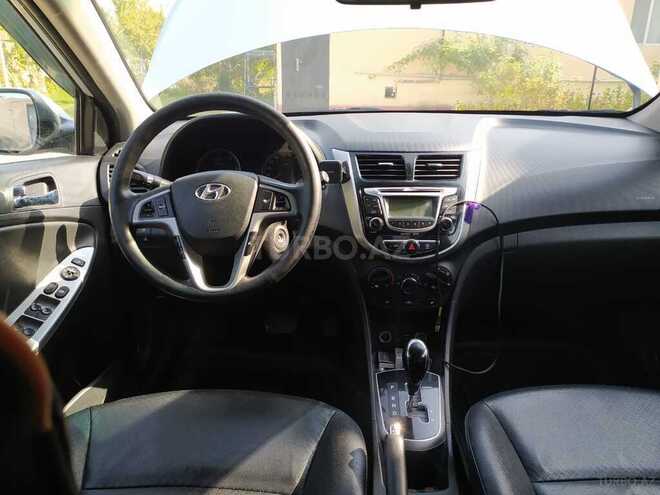 Hyundai Accent 2013, 280,000 km - 1.6 l - Mingəçevir