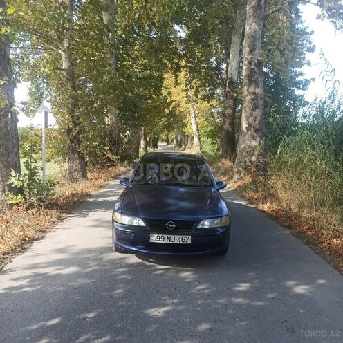 Opel Vectra 1996, 250,068 km - 2.0 l - Ağdaş