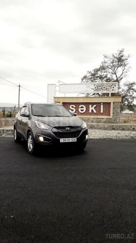 Hyundai Tucson 2009, 257,000 km - 2.0 l - Salyan