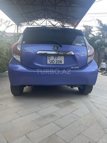 Toyota Aqua 2016, 130,000 km - 1.5 l - Bakı