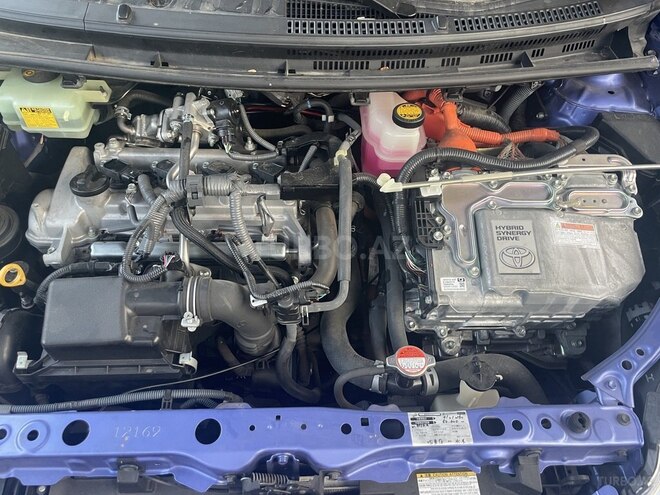 Toyota Aqua 2016, 130,000 km - 1.5 l - Bakı