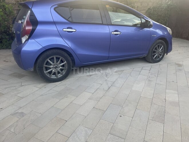 Toyota Aqua 2016, 130,000 km - 1.5 l - Bakı