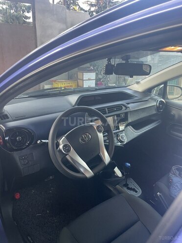 Toyota Aqua 2016, 130,000 km - 1.5 l - Bakı