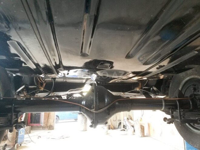 GAZ 24 1984, 7,900 km - 2.4 л - Bakı