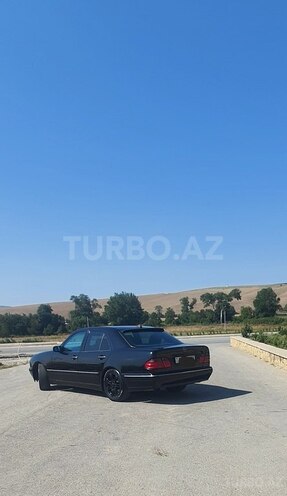 Mercedes E 240 1998, 450,000 km - 2.4 л - Bakı