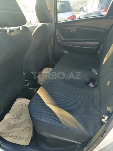 Toyota Vitz 2018, 78,000 km - 1.5 l - Bakı