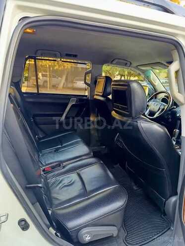 Toyota Land Cruiser Prado 2010, 225,000 km - 2.7 л - Bakı