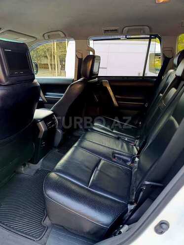 Toyota Land Cruiser Prado 2010, 225,000 km - 2.7 л - Bakı