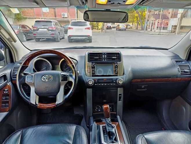 Toyota Land Cruiser Prado 2010, 225,000 km - 2.7 л - Bakı