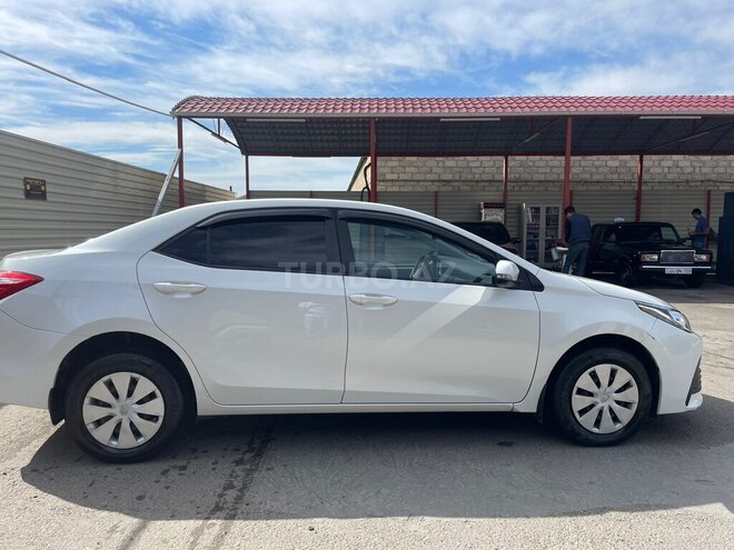 Toyota Corolla 2018, 84,500 km - 1.8 l - Tovuz