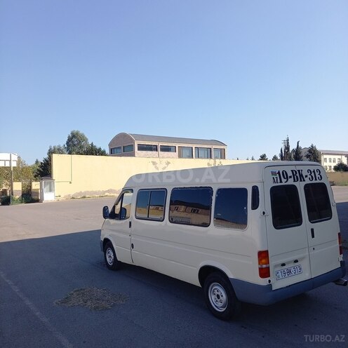 Ford Transit 1995, 758,543 km - 2.5 l - Salyan