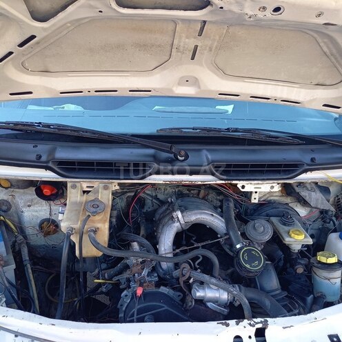 Ford Transit 1995, 758,543 km - 2.5 l - Salyan