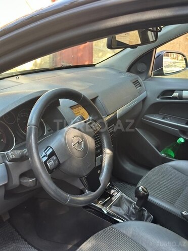 Opel Astra 2009, 280,500 km - 1.3 l - Bakı