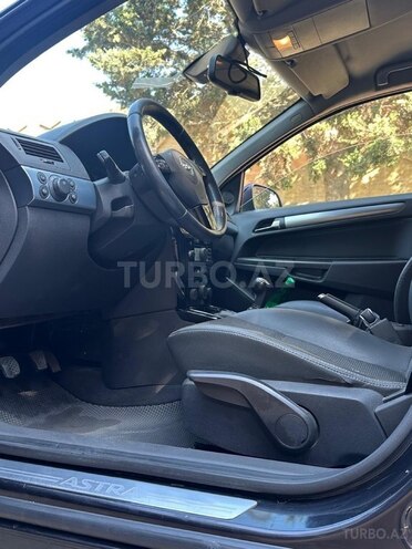 Opel Astra 2009, 280,500 km - 1.3 l - Bakı