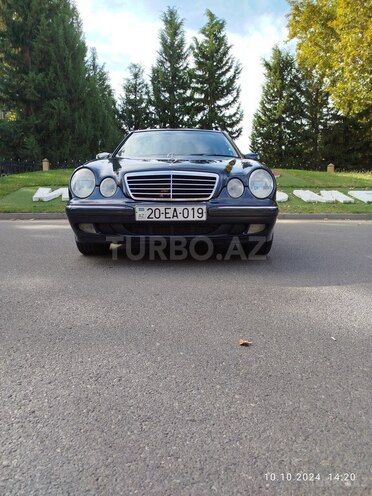 Mercedes E 200 2000, 282,000 km - 2.0 l - Mingəçevir