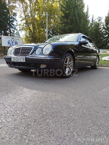 Mercedes E 200 2000, 282,000 km - 2.0 l - Mingəçevir