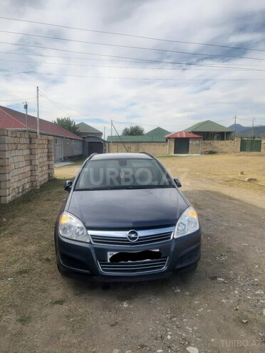 Opel Astra 2008, 320,252 km - 1.3 l - İsmayıllı