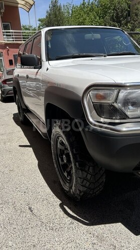 Nissan Patrol 1998, 550,000 km - 4.2 л - Bakı