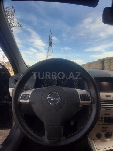 Opel Astra 2008, 320,252 km - 1.3 l - İsmayıllı