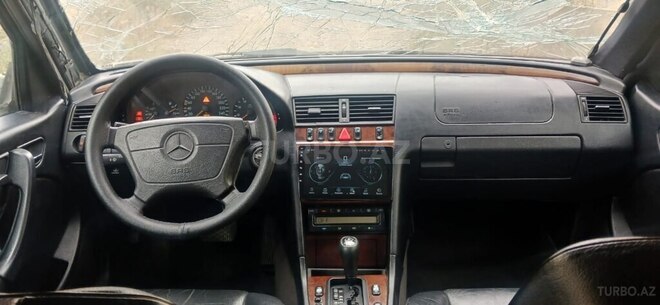 Mercedes C 240 1997, 250,000 km - 2.4 л - Gəncə