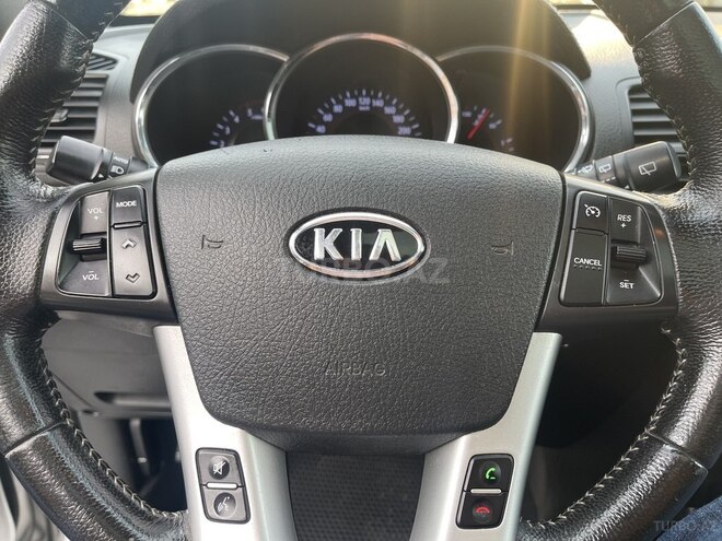 Kia Sorento-18