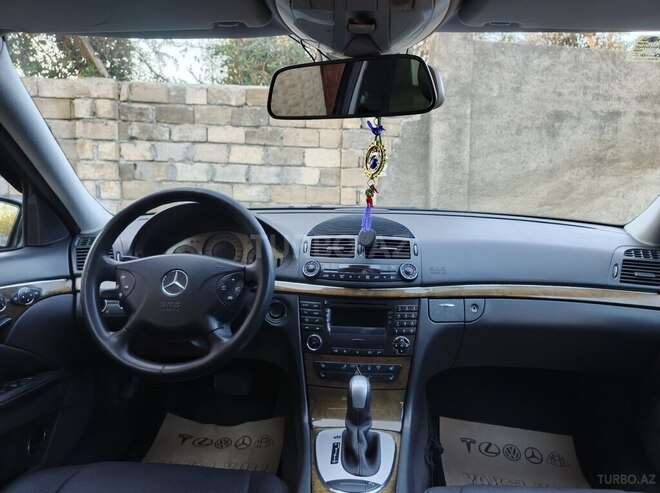 Mercedes E 320 2003, 231,000 km - 3.2 l - Bakı