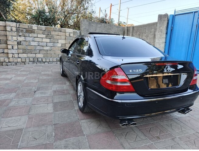 Mercedes E 320 2003, 231,000 km - 3.2 l - Bakı