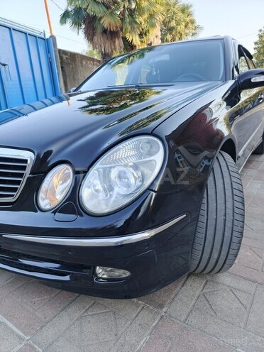 Mercedes E 320 2003, 231,000 km - 3.2 l - Bakı