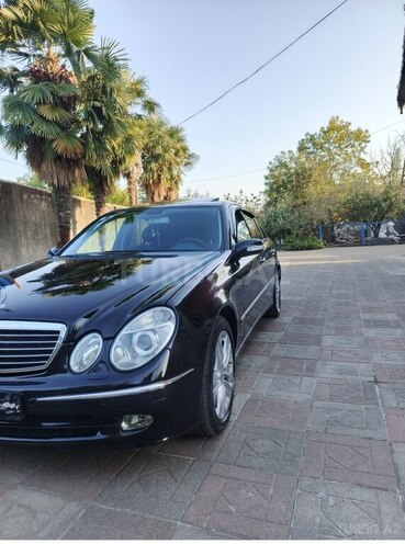 Mercedes E 320 2003, 231,000 km - 3.2 l - Bakı