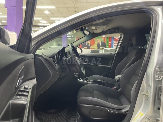 Chevrolet Cruze-7