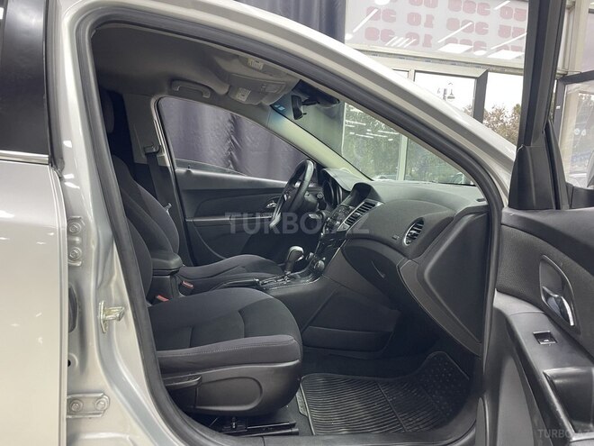 Chevrolet Cruze-6