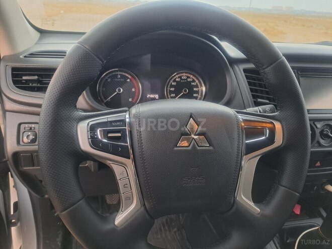 Mitsubishi L200 2019, 248,235 km - 2.5 l - Bakı
