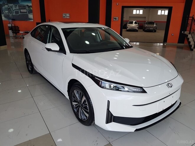 Changan Qiyuan A05 2024, 0 km - 1.5 л - Bakı
