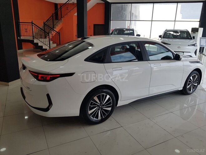 Changan Qiyuan A05 2024, 0 km - 1.5 л - Bakı