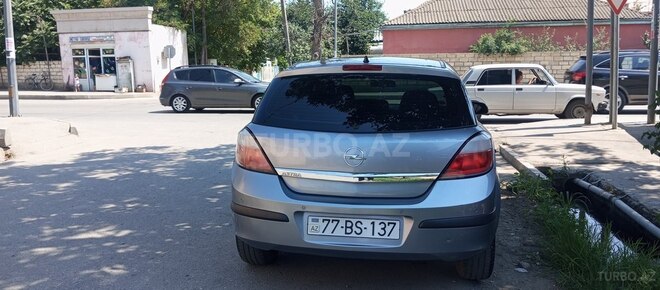 Opel Astra 2004, 170,000 km - 1.4 l - Qusar
